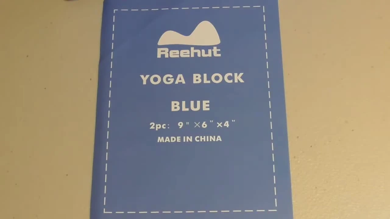 The yoga block's dimensions are displayed.