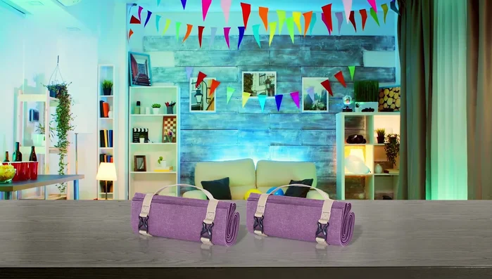 Jade Yoga Mat (Pedo): Thick, non-slip, comfortable material. Made from natural tree rubber (sustainable, latex-free, no PVC or toxic chemicals). Includes carry strap and bag.