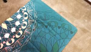 Foldable Yoga Mat Review: Yogi Travel Mat - Amazon's Convenient Choice?