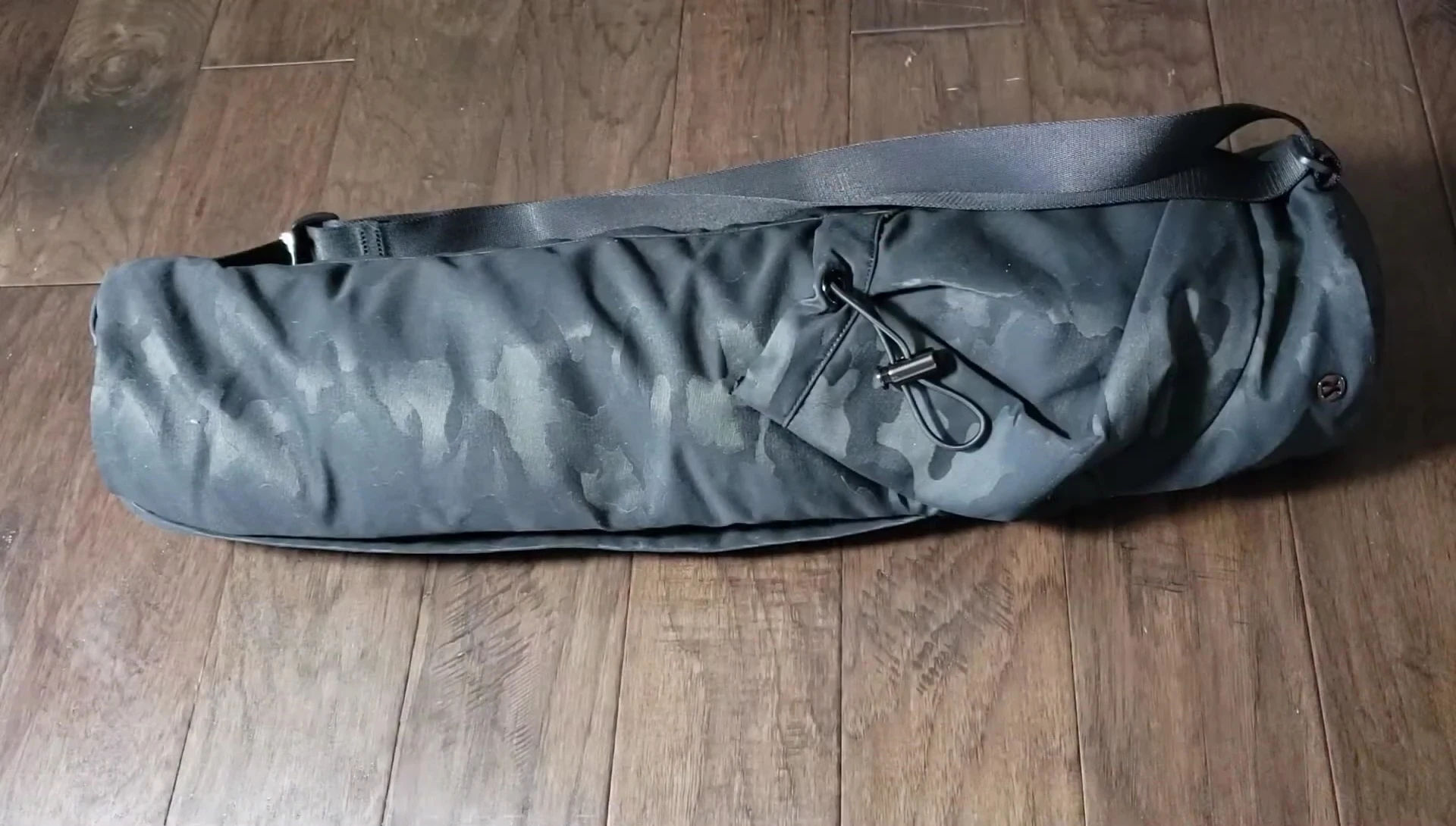 Showing the Lululemon bag after five months of use.