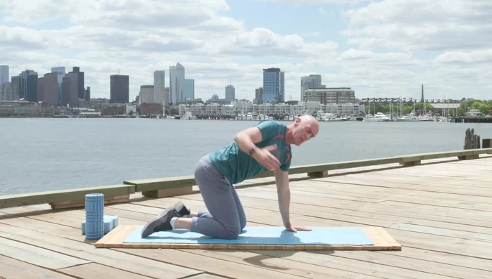 Cat-Cow Spinal Movement (Spine Flexibility)