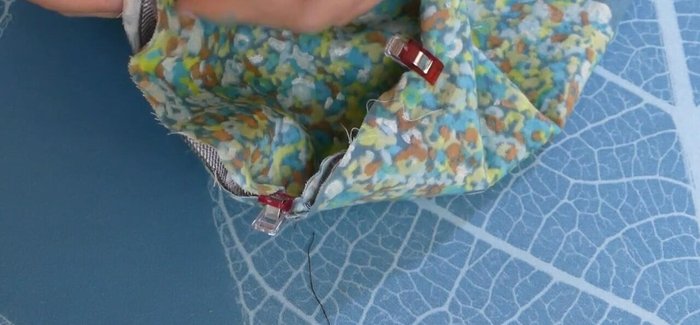 Attach the circles: Place a circle of lining and outer fabric together (right sides together), sew, leaving a small opening. Repeat for the other side.