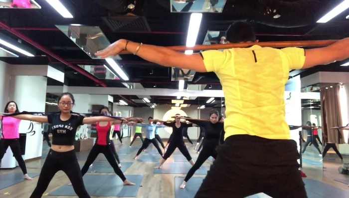 Exercise instructions and breath control