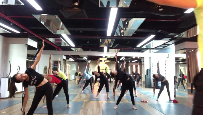 Exercise instructions and breath control