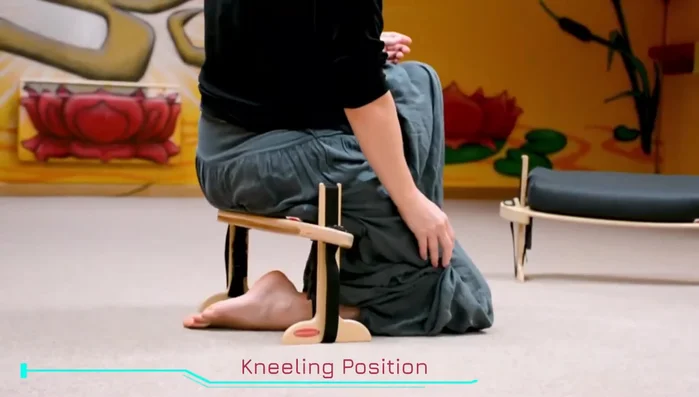 For a simple seated position, set the seat to a higher position.
