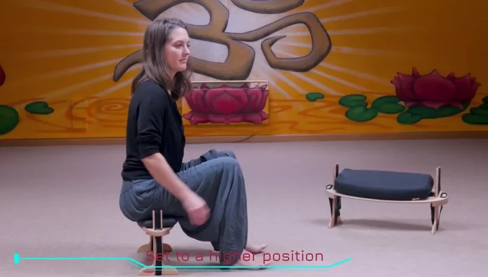 For a simple seated position, set the seat to a higher position.