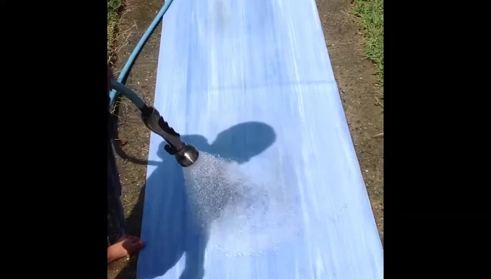 Rinse the mat thoroughly with fresh water to remove all soap residue.