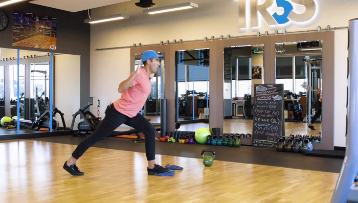 Lunges (Left Leg): Perform 10 lunges with the left leg, maintaining core engagement and balance.