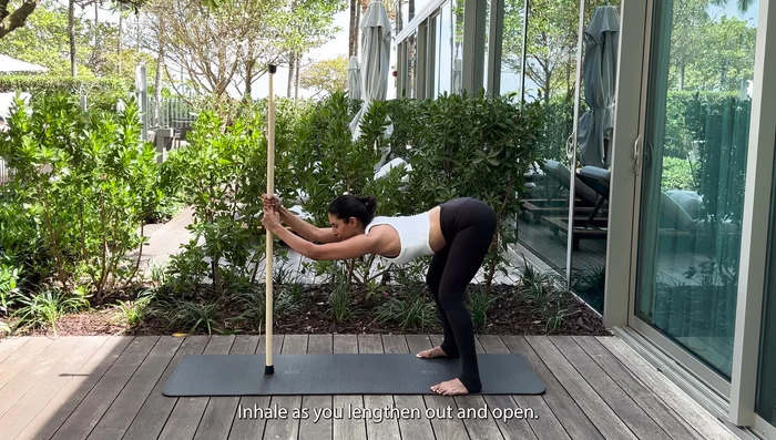 Inhale as you lengthen, exhale as you flex.